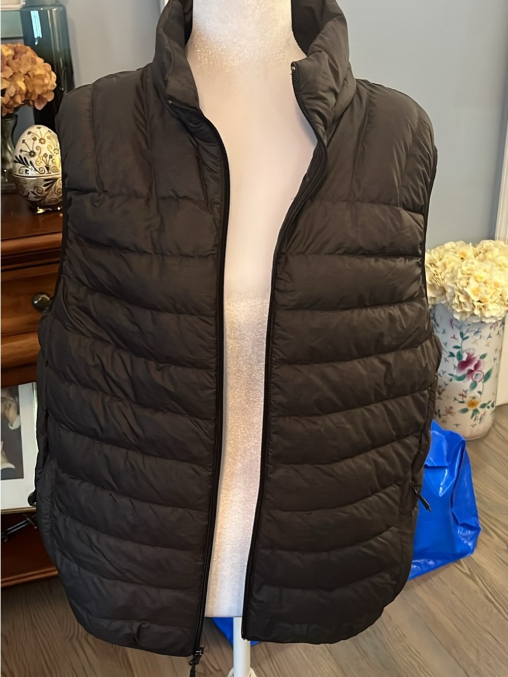 Hawke & Co Men's Black Quilted Packable Puffer Vest